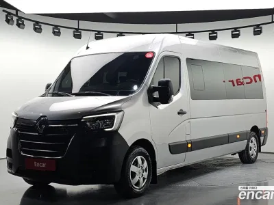 2020 Renault Master 2.3 15-Seater, фото 1, лот 10191021