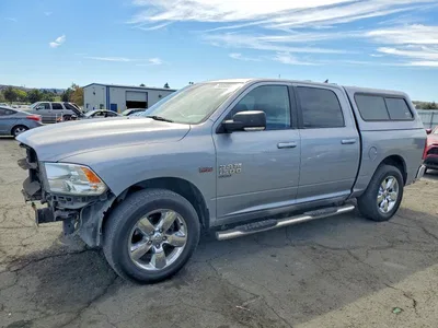 2019 RAM 1500 CLASSIC SLT, фото 1, лот 11378364