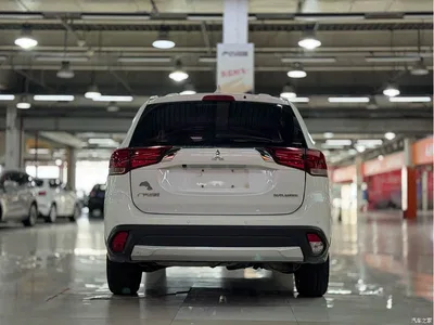 2018 Mitsubishi Outlander 2.4L 4WD Elite Edition 5-seater, фото 4, лот 10339731