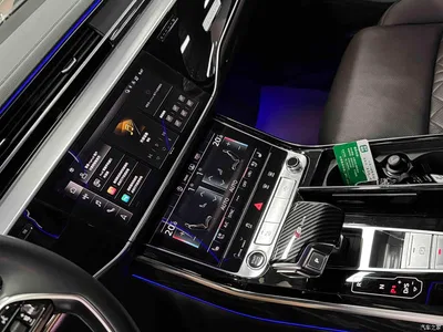 2022 Audi A8 A8L 50 TFSI quattro Comfort Collector's Edition, фото 4, лот 10232894