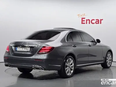 2020 Mercedes-Benz E-Class E300 4MATIC Exclusive, фото 1, лот 10202446
