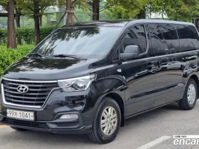 2020 Hyundai Starex Van 5-Seater, фото 1, лот 10211579