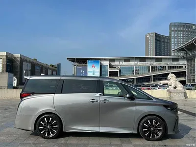 2024 Toyota Alphard Hybrid 2.5L Ultimate Enjoyment Edition, фото 4, лот 10279543