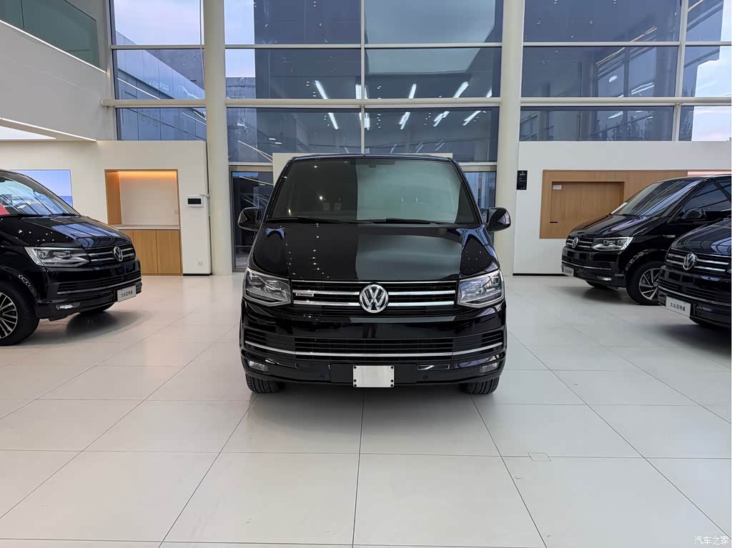 2018 Volkswagen Caravelle 2.0TSI 4WD Luxury Edition 7-Seater, фото 2, лот 10841991