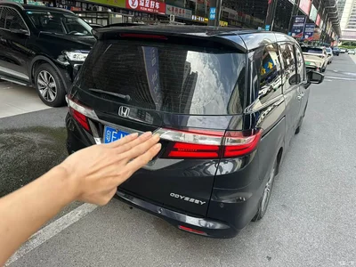 2018 Honda Odyssey 2.4L Luxury Edition, фото 2, лот 11547637