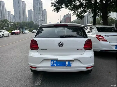 2014 Volkswagen Polo 1.4L Manual Trend Edition, фото 2, лот 10464839