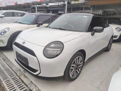 2025 MINI Electric MINI COOPER Facelift 466km COOPER E Classic Trim, фото 1, лот 11202283