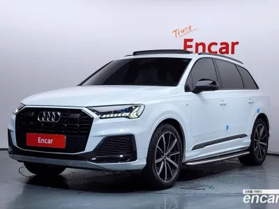 2021 Audi Q7 55 TFSI Quattro Premium, фото 1, лот 10097123