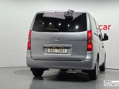 2021 Hyundai Starex Van 3-Seater, фото 3, лот 10193103