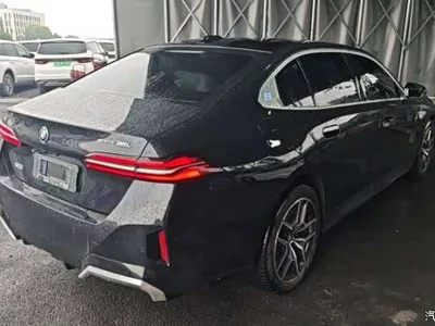 2024 BMW i5 eDrive 35L Luxury Package, фото 4, лот 10473885