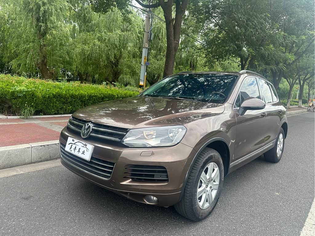 2011 Volkswagen Touareg 3.0TSI Standard, фото 1, лот 11211803