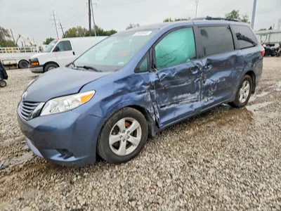 2017 TOYOTA SIENNA LE, фото 1, лот 11143574