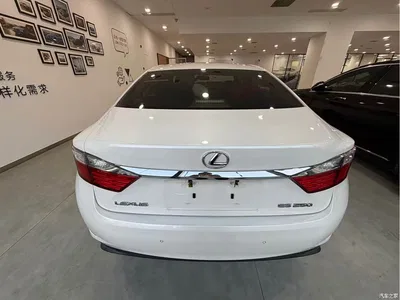 2014 Lexus ES 250 Comfort Edition, фото 4, лот 11012252