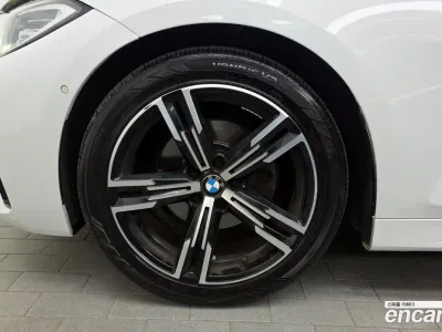 2021 BMW 4-Series 420i M Sport Convertible, фото 4, лот 10043089