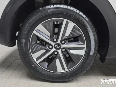 2020 Kia Niro 1.6 HEV, фото 4, лот 10074208