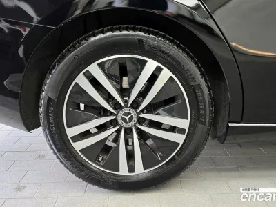 2021 Mercedes-Benz A-Class A220 Sedan, фото 3, лот 10038763