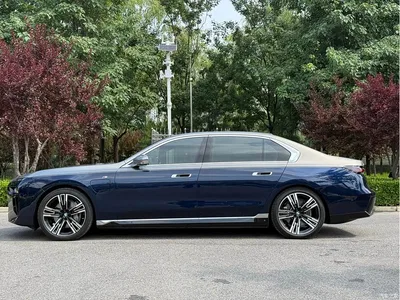 2023 BMW i7 eDrive50L Premium M Sport Package, фото 2, лот 10423399