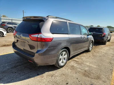 2015 TOYOTA SIENNA LE, фото 3, лот 10502139