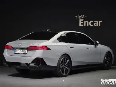 2025 BMW 5-Series 530i xDrive M Sport, фото 2, лот 10196717