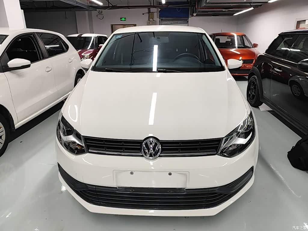 2016 Volkswagen Polo 1.4L Automatic Trend, фото 3, лот 11218391