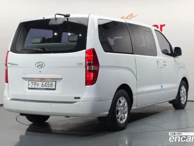 2012 Hyundai Starex 12-Seater Wagon, фото 2, лот 10323657