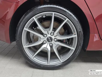 2025 Genesis G70 Gasoline 2.5T 4WD, фото 4, лот 10046765
