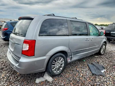 2013 CHRYSLER TOWN & COUNTRY TOURING L, фото 3, лот 10868621