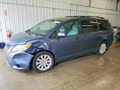 2015 TOYOTA SIENNA LE, фото 1, лот 10535184