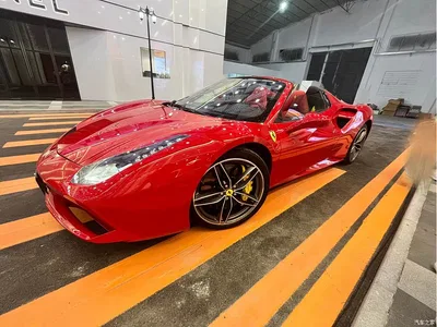 2015 Ferrari 488 Spider, фото 1, лот 10264659