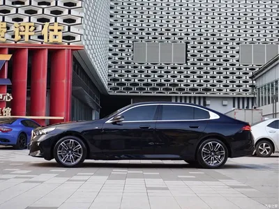 2024 BMW 5 Series 525Li M Sport Package, фото 3, лот 10765295