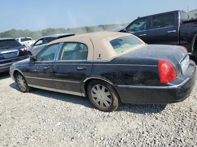 2004 LINCOLN TOWN CAR ULTIMATE, фото 2, лот 10970229