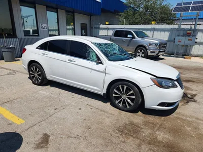 2013 CHRYSLER 200 TOURING, фото 4, лот 10655731