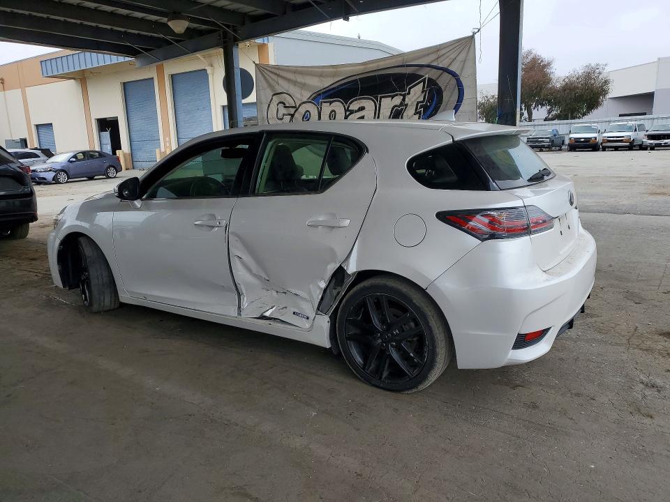 2015 LEXUS CT 200H, фото 2, лот 10971567
