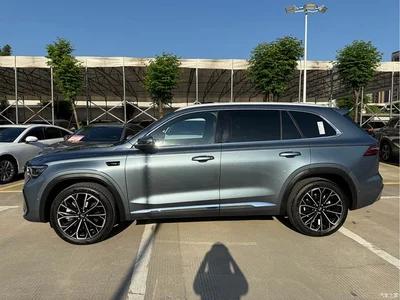 2026 Geely Xingyue L Oriental Glory 2.0TD Automatic Moonlight Edition, фото 4, лот 10435784