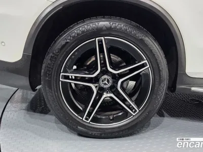 2020 Mercedes-Benz GLC-Class GCL300 4MATIC Coupe, фото 4, лот 10226139