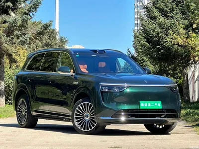 2025 AITO Wenjie AITO M8 Extended Range Ultra 53.4kWh 6-Seater, фото 3, лот 10276583