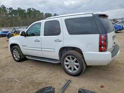 2008 GMC YUKON DENALI, фото 2, лот 10818153