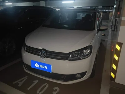2015 Volkswagen Touran 1.4T Manual Comfort Edition 5-seater, фото 2, лот 10509380