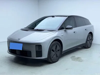 2025 Li Auto i6 2WD Base Model, фото 1, лот 11257340