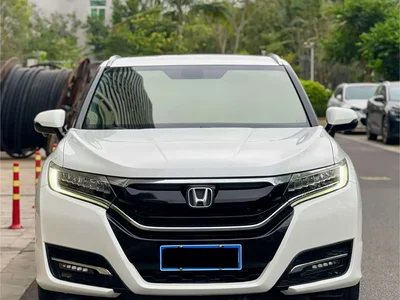 2017 Honda UR-V 370TURBO AWD Premium Edition China V, фото 2, лот 10431848
