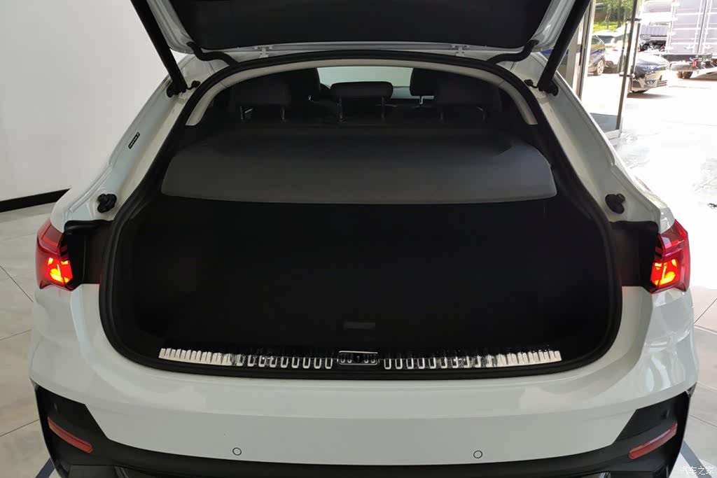2023 Audi Q3 Sportback Facelift 40 TFSI Fashion, фото 4, лот 10764753