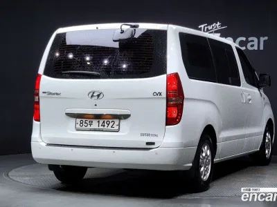 2011 Hyundai Starex 5-Seater VAN, фото 2, лот 10160845