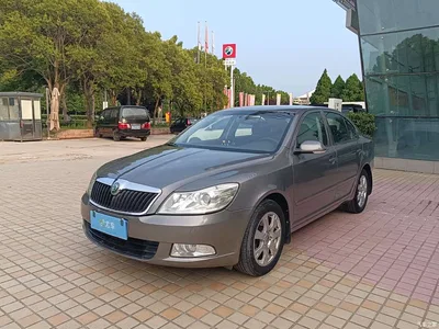 2010 Škoda Octavia 1.6L Auto Comfort, фото 1, лот 10349138