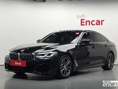 2023 BMW 5-Series 520i M Sport, фото 1, лот 10209993