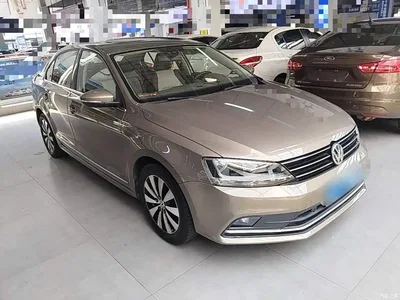 2015 Volkswagen Sagitar 230TSI Automatic Luxury, фото 4, лот 10458494