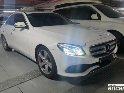 2017 Mercedes-Benz E-Class E220d Avantgarde, фото 3, лот 10169212