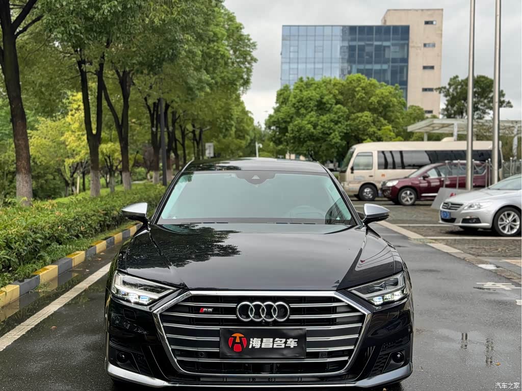 2022 Audi S8 S8L 4.0TFSI quattro Collector's Edition, фото 2, лот 10662069