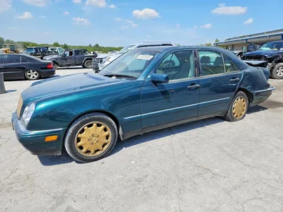 1996 MERCEDES-BENZ E 320, фото 1, лот 10971932