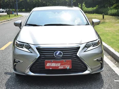 2015 Lexus ES 300h Comfort Edition, фото 2, лот 10320092