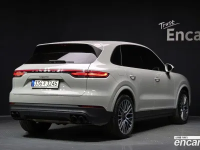 2022 Porsche Cayenne 3.0 PLATINUM EDITION, фото 2, лот 10093860